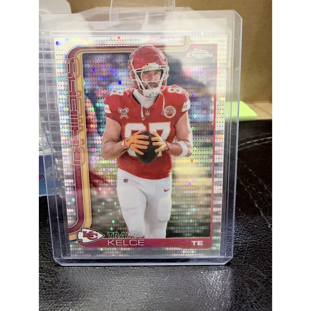 2025 Topps Chrome Travis Kelce Pulsar Refractor #150 Kansas City Chiefs